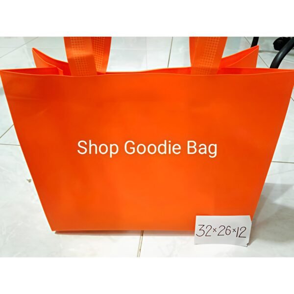 1 Lusin (12PCS) Tas Spunbond Handle Box Model Landscape uk32x26x12 Goodie Bag / Tas kain POLOS - Gambar 5