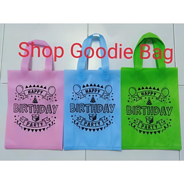 harga per LUSIN Goodie Bag HBD ( Ultah ) Tali uk 25x35x8 70gsm & 58gsm - Tas Kain Motif - Gambar 6